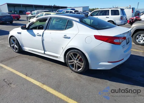 2013 Kia Optima Sx z USA, uszkodzony, nr VIN 5XXGR4A66DG208323
